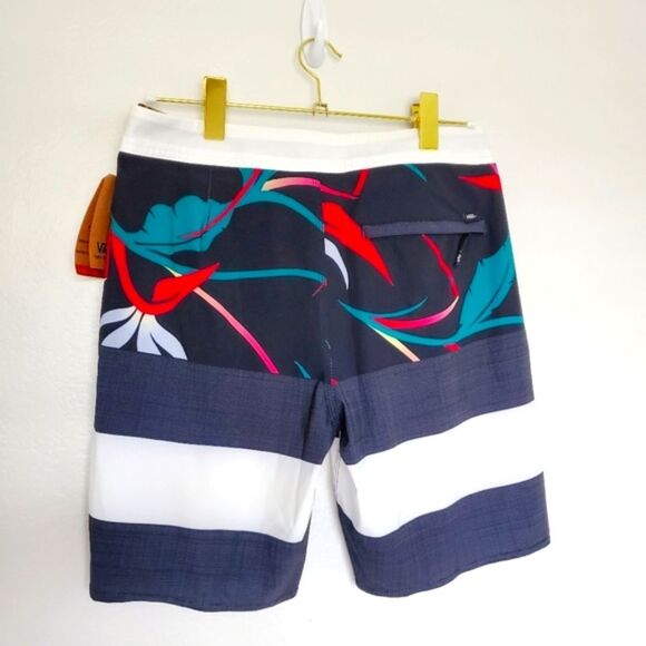 NWT Vans Era Boardshort Tropical Bird of Paradise Swimming Short Trunks Mens 30 - Picture 7 of 7